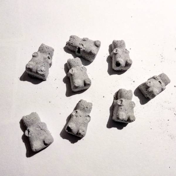  orsetti gomma in cemento