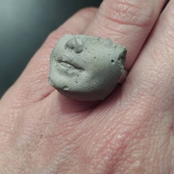  calco barbie cemento