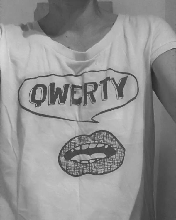  tshirt stampa digitale qwerty