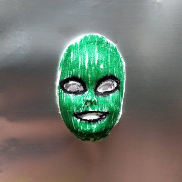  calco barbie alien colorato a mano