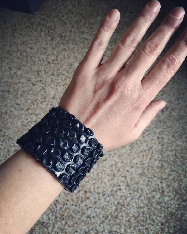  bracciale fascia pluriball in colla a caldo nera