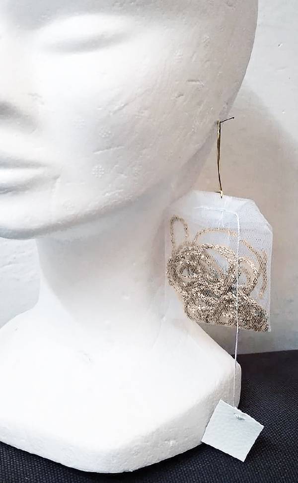  orecchino bustina tea tulle lurex